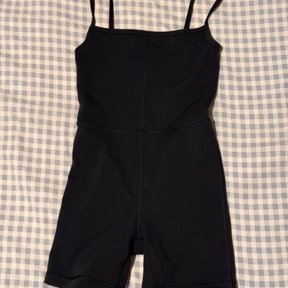 Aritzia Wilfred Divinity 3” Romper